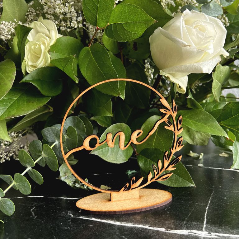 Table Numbers Tags: Table Numbers, Wedding Table Numbers, Circle Floral Table Numbers, Wood Table Numbers, Table Number Signs, Wedding Table Markers, Table Decoration Signs